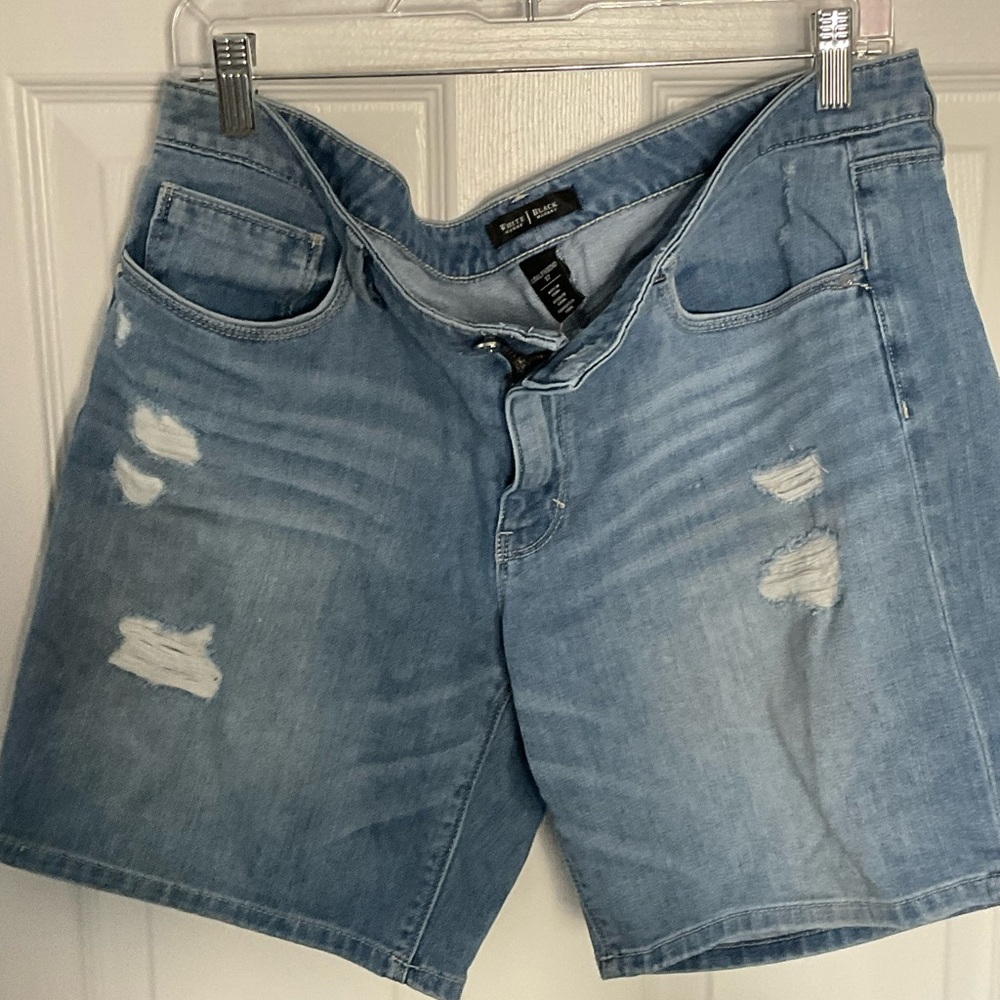 White house / Black market denim shorts
